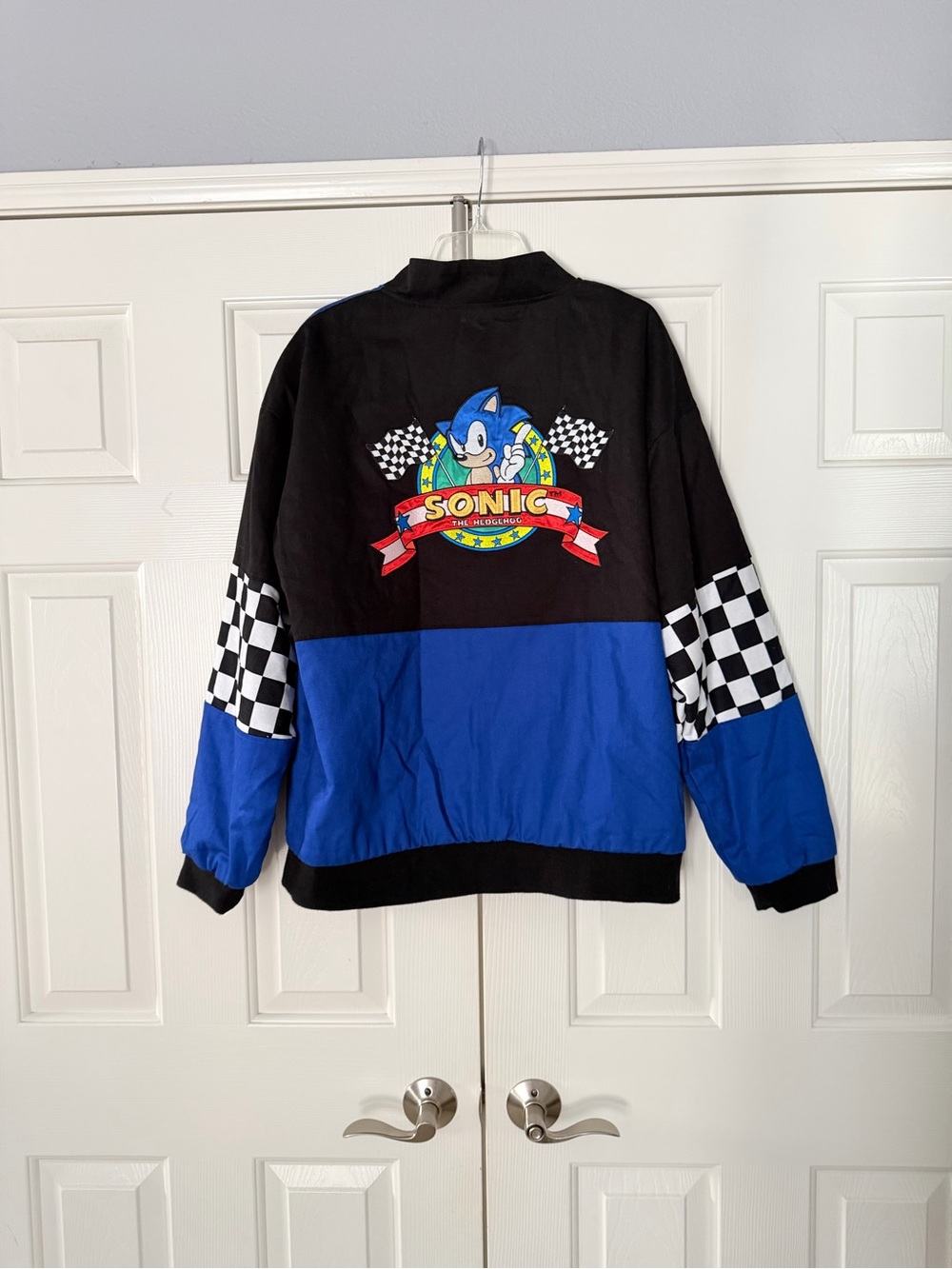 Sonic The Hedgehog BoxLunch Blue & Black Racing Jacket